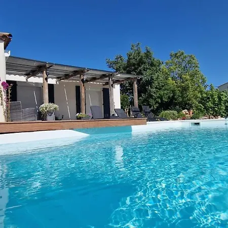 Villa Oranans